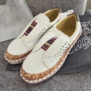 UPLIFTEX Stylish White Slip-On Sneakers